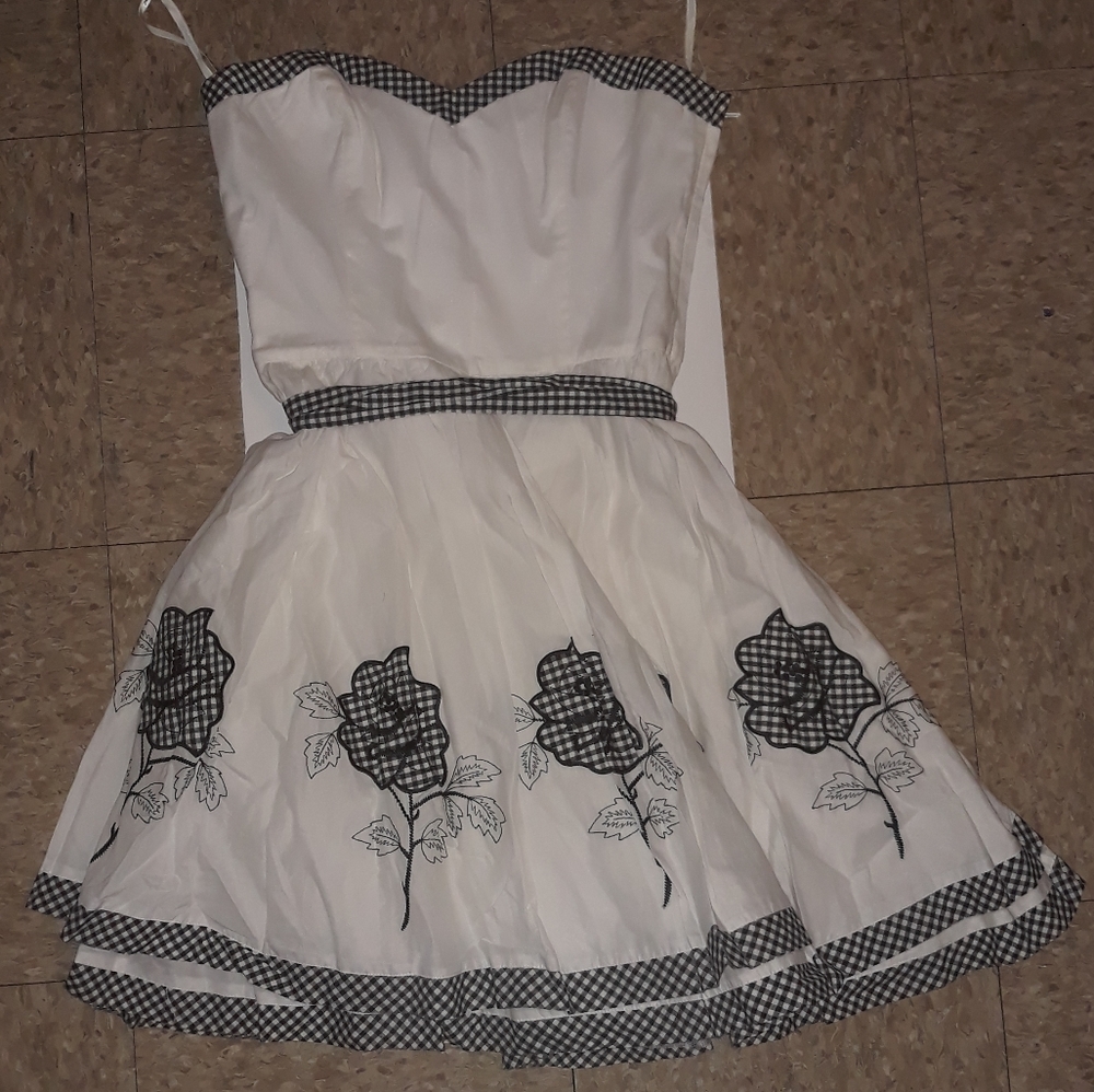 Betsey Johnson NWT Dress